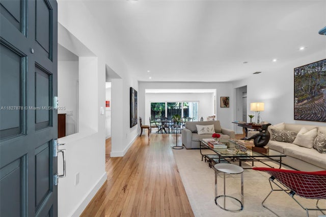 5 of 42 - 3865 Poinciana Ave, Miami, FL