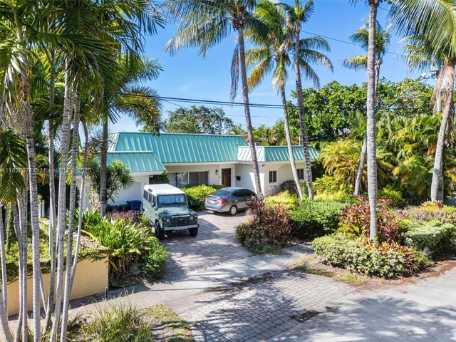 2 of 44 - 1375 N Biscayne Point Rd, Miami Beach, FL