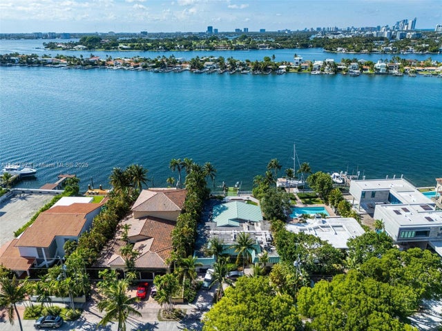 4 of 44 - 1375 N Biscayne Point Rd, Miami Beach, FL