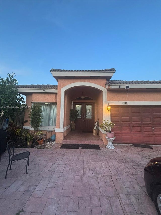 2 of 32 - 330 N Deerfield Ave, Deerfield Beach, FL