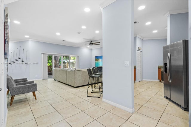 5 of 42 - 2927 Sw 18 Th Terrace, Fort Lauderdale, FL
