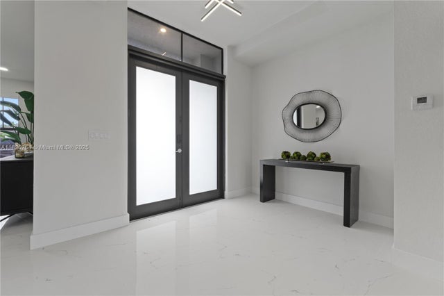 4 of 36 - 14812 Sw 39th Ter, Miami, FL