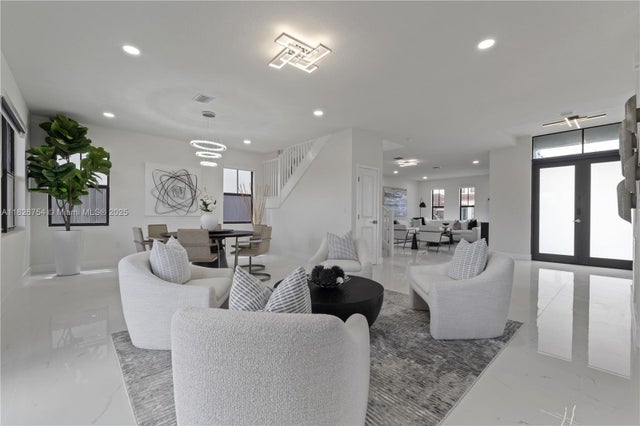 5 of 36 - 14812 Sw 39th Ter, Miami, FL