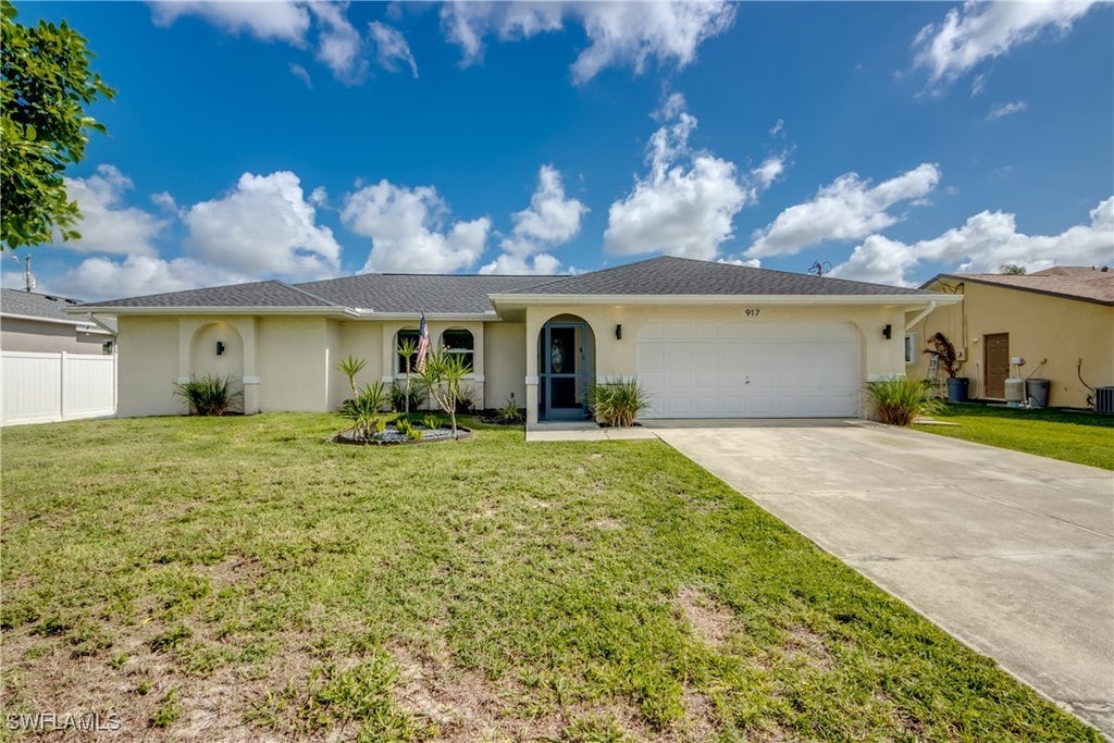917 Sw 23rd St, CAPE CORAL