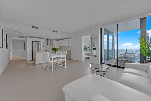 1 of 49 - 1600 Ne 1st Ave 2916, Miami, FL