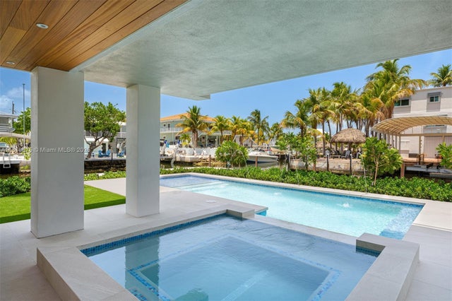 5 of 39 - 301 Buttonwood Cir #b, Key Largo, FL