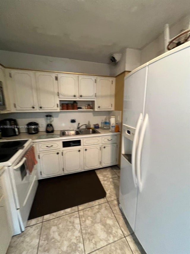 3 of 4 - 1599 Nw 43rd Ave 206, Lauderhill, FL