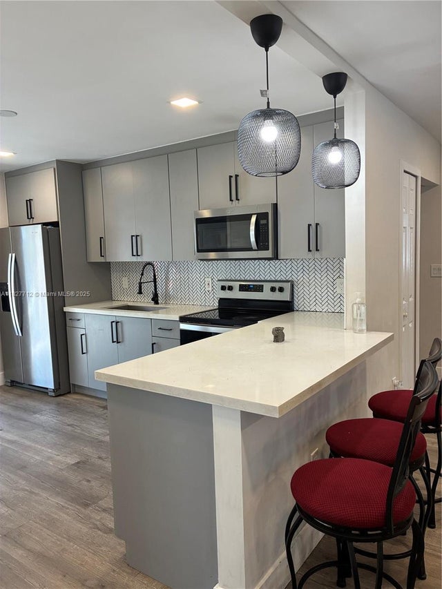 5 of 37 - 1334 Nw 83rd St, Miami, FL