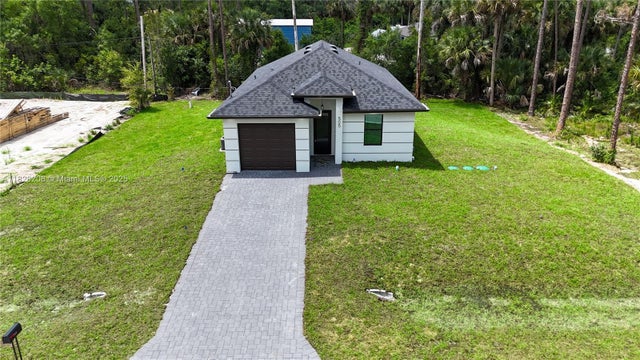 1 of 21 - 505 W 10th St, Lehigh Acres, FL