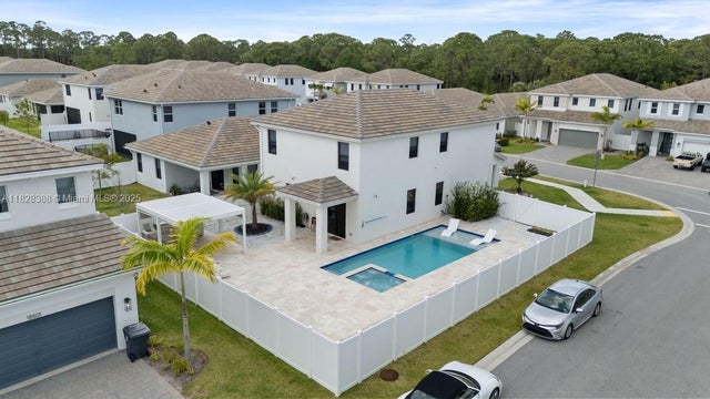 3 of 45 - 7126 Rockwood Rd, Jupiter, FL