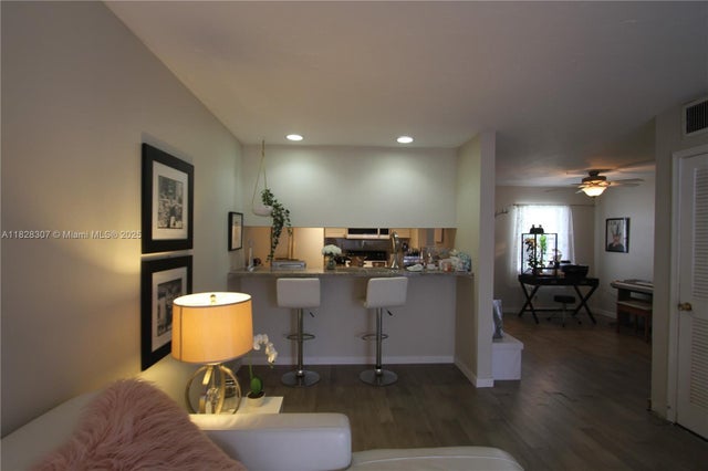 4 of 10 - 825 Nw 13th St 1110, Boca Raton, FL