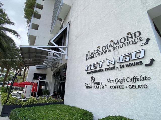 4 of 51 - 1750 N Bayshore Dr 2707, Miami, FL