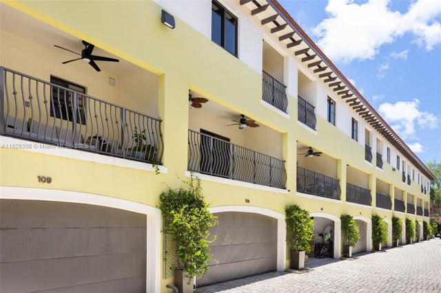 2 of 19 - 3204 Bird Ave 108, Coconut Grove, FL