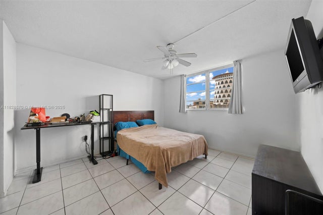 1 of 17 - 1700 Ne 191st St 403, Miami, FL