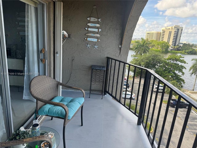 5 of 39 - 5199 Nw 7th St 607, Miami, FL