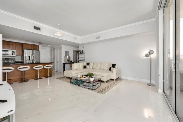 4 of 44 - 4100 Salzedo St 515, Coral Gables, FL