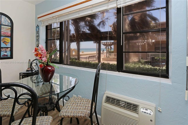 4 of 39 - 3300 N Surf Rd 3a, Hollywood, FL