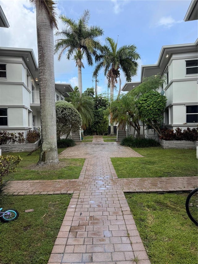 3 of 19 - 1142 99th St 23, Bay Harbor Islands, FL