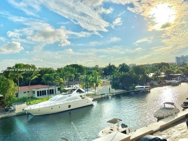 1 of 14 - 2020 Ne 135th St 407, North Miami, FL