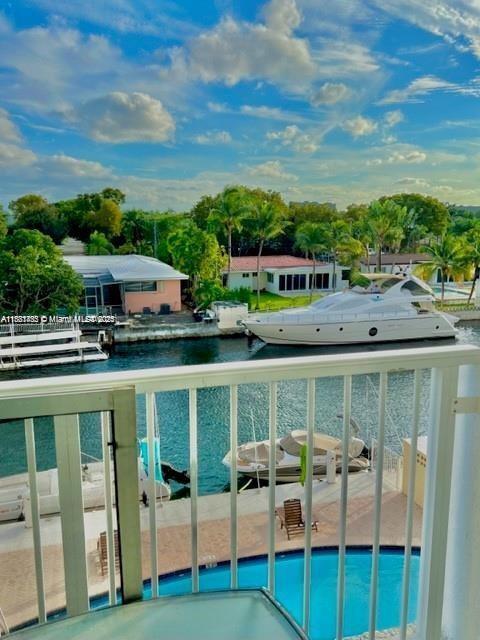 4 of 14 - 2020 Ne 135th St 407, North Miami, FL