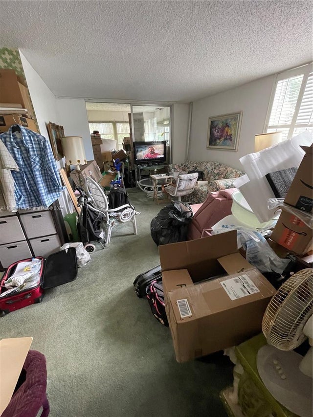 4 of 6 - 9070 Lime Bay Blvd 115, Tamarac, FL