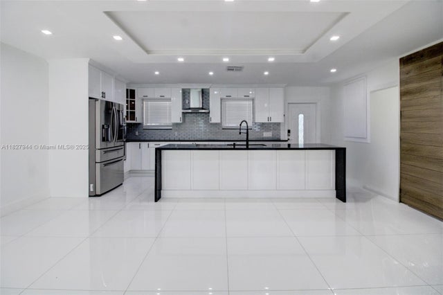 2 of 38 - 7460 Nw 1st Ct, Pembroke Pines, FL