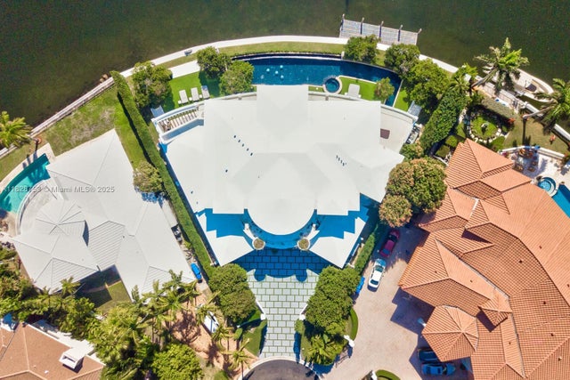 4 of 57 - 142 S Island, Golden Beach, FL