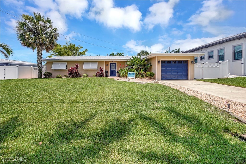 1105 Lenox Ct, CAPE CORAL