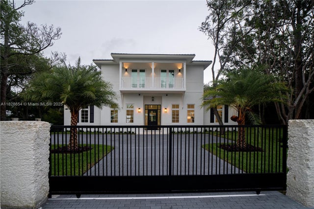 1 of 24 - 7605 Sw 71st Ave, Miami, FL