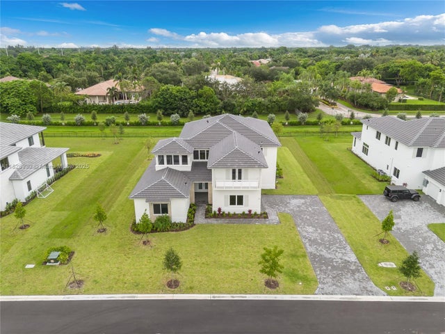 4 of 74 - 2210 Sw 122nd Ter, Davie, FL