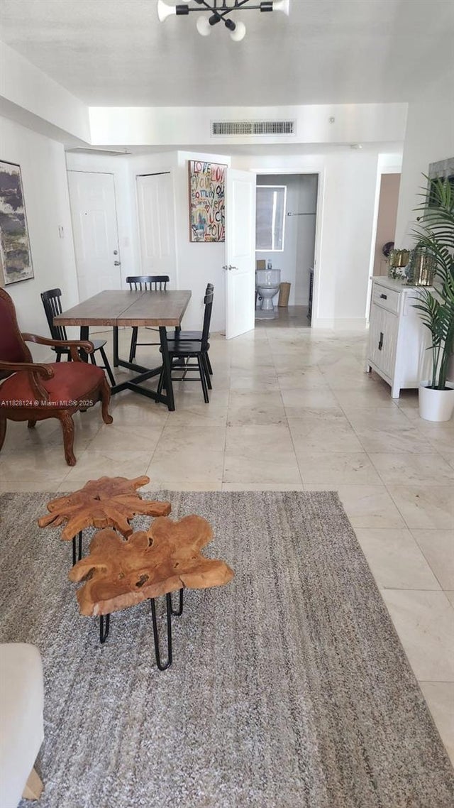1 of 11 - 170 Se 14th St 2405, Miami, FL