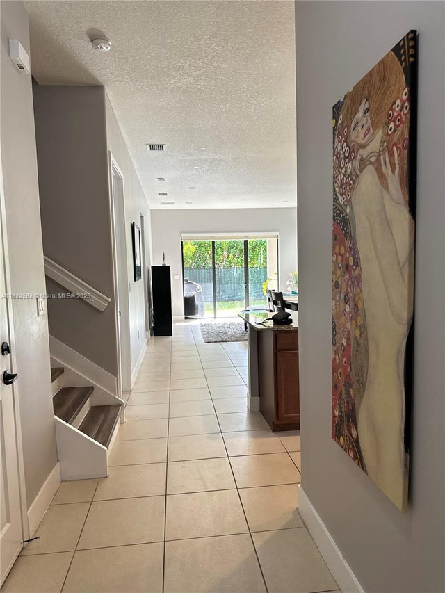 2 of 98 - 3278 W 97th Ter, Hialeah, FL