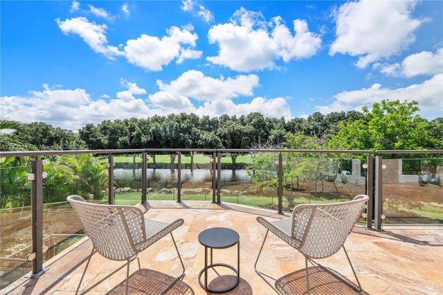 4 of 65 - 10922 Nw 49th Dr, Coral Springs, FL