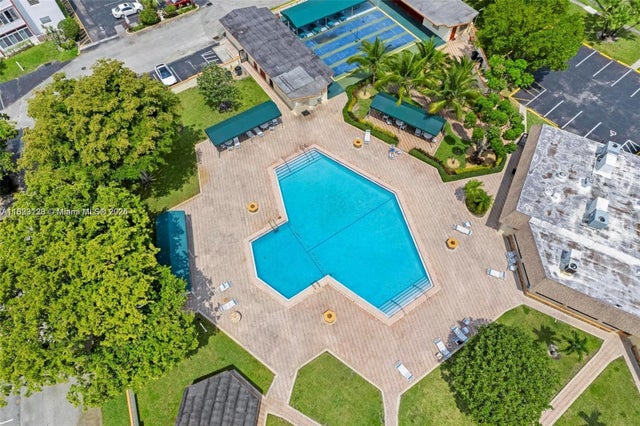 4 of 18 - 4000 Nw 44th Ave 203, Lauderdale Lakes, FL