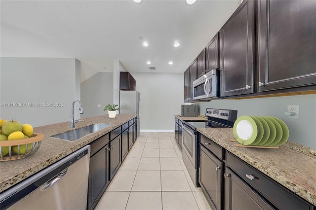 2 of 16 - 14776 Sw 10th St 10501, Pembroke Pines, FL