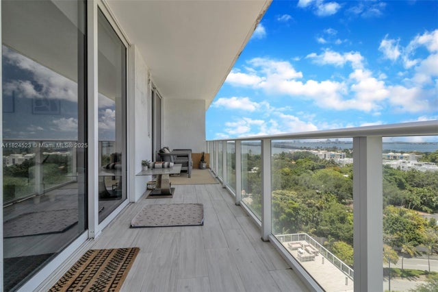 1 of 52 - 4250 Biscayne Blvd 1217, Miami, FL