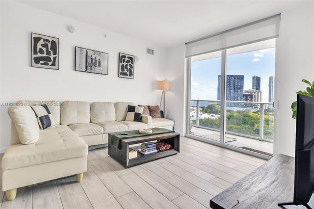 3 of 52 - 4250 Biscayne Blvd 1217, Miami, FL