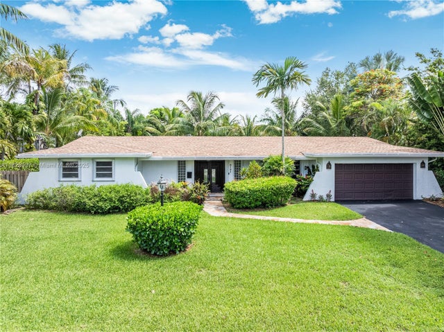 1 of 34 - 8121 Sw 139th Ter, Palmetto Bay, FL