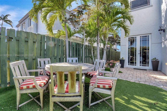 4 of 42 - 1110 Se 4th Ave, Fort Lauderdale, FL