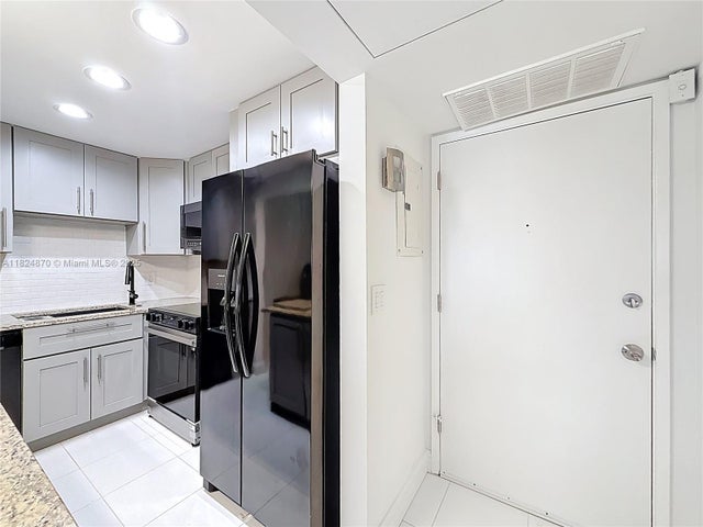 1 of 29 - 101 E Mcnab Rd 311, Pompano Beach, FL