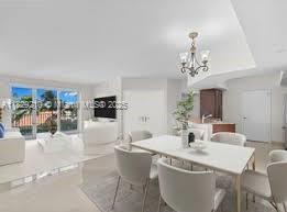 1 of 5 - 19900 E Country Club Dr 104, Aventura, FL