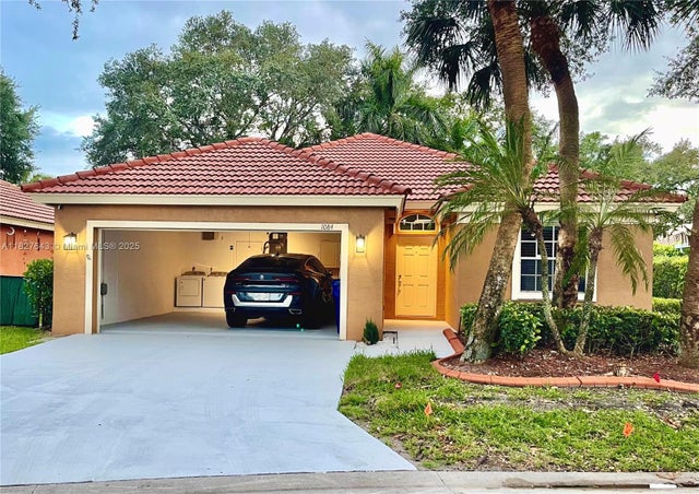 3 of 35 - 1084 Aspri Way, Riviera Beach, FL