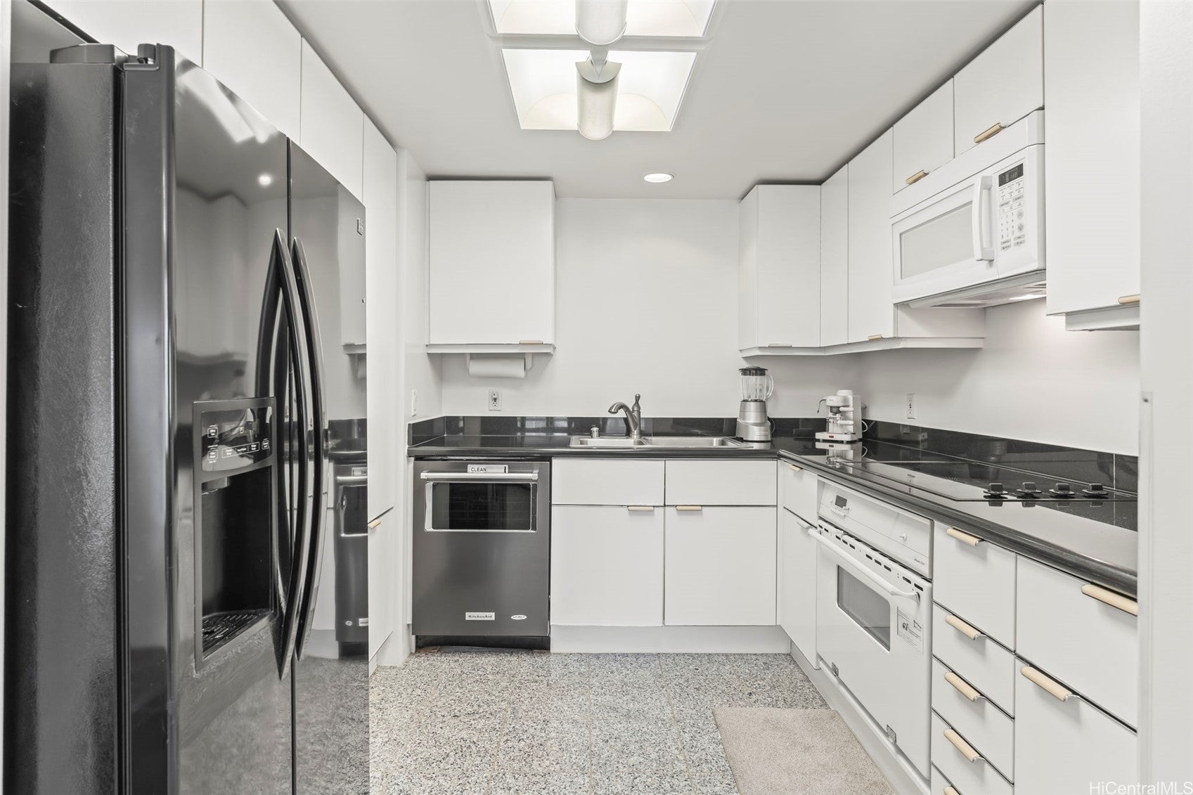 Photo of Listing #202514855