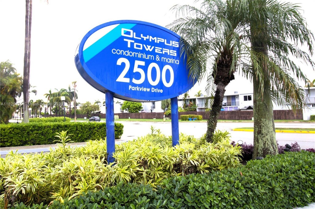 2500 Parkview Dr 312, Hallandale Beach
