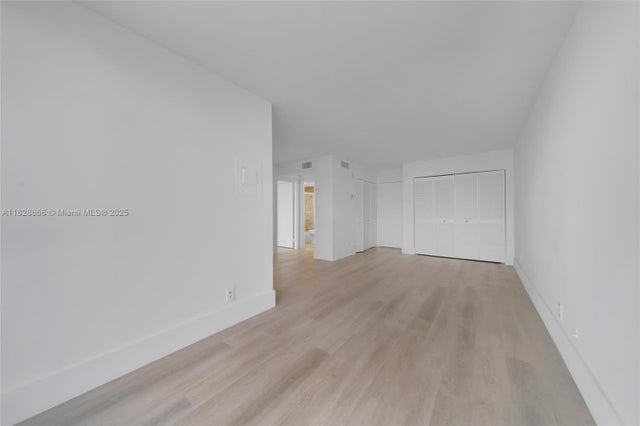 3 of 24 - 17021 N Bay Rd 1025, Sunny Isles Beach, FL