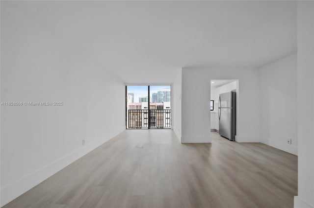 5 of 24 - 17021 N Bay Rd 1025, Sunny Isles Beach, FL