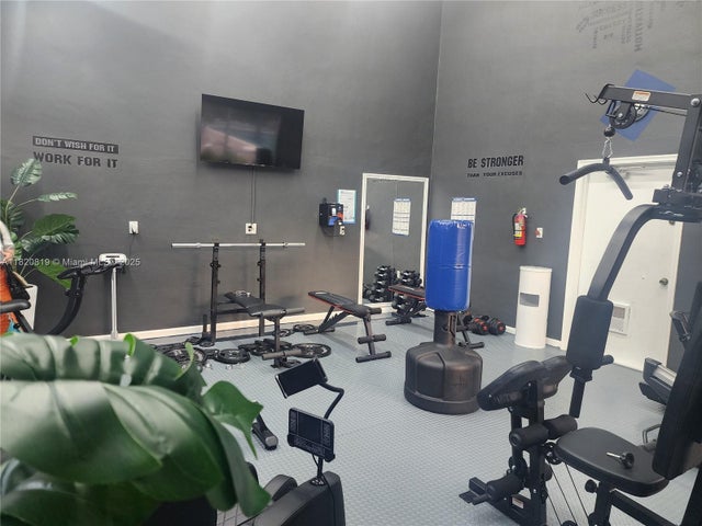 2 of 26 - 2541 Aragon Blvd 105, Sunrise, FL