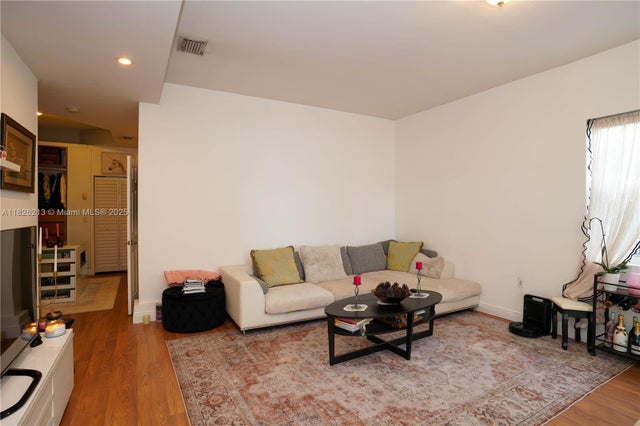 1 of 23 - 2280 Sw 16th Ct, Miami, FL