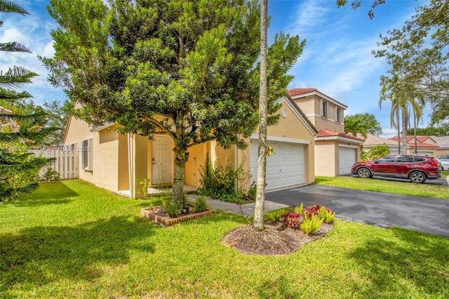 3 of 45 - 1611 Palermo Dr, Weston, FL