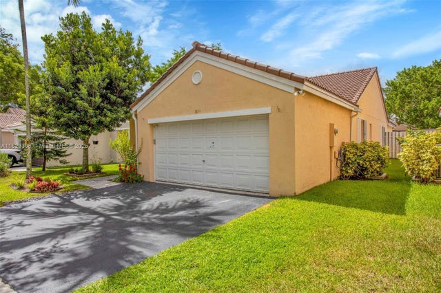 4 of 45 - 1611 Palermo Dr, Weston, FL